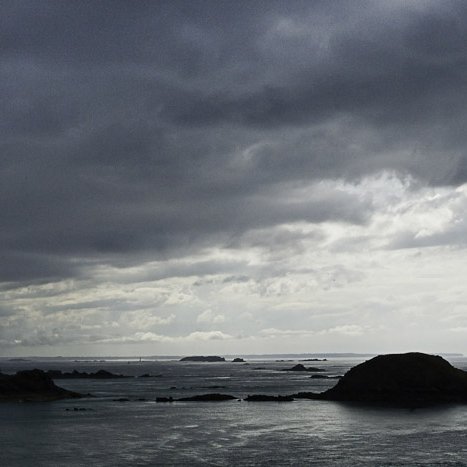 <strong>Baie de Saint-Malo sous l'orage</strong> <small>© Michel FLEURY</small>